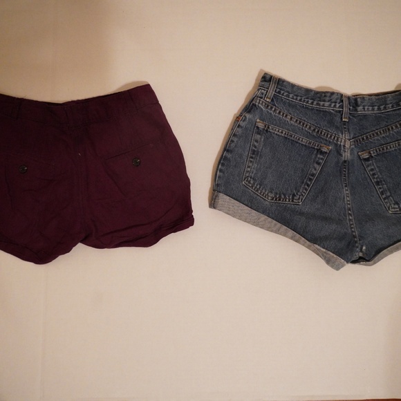 SHORTS - Picture 2 of 2